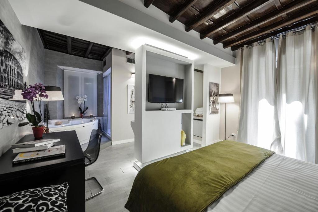 King Room with Spa Bath