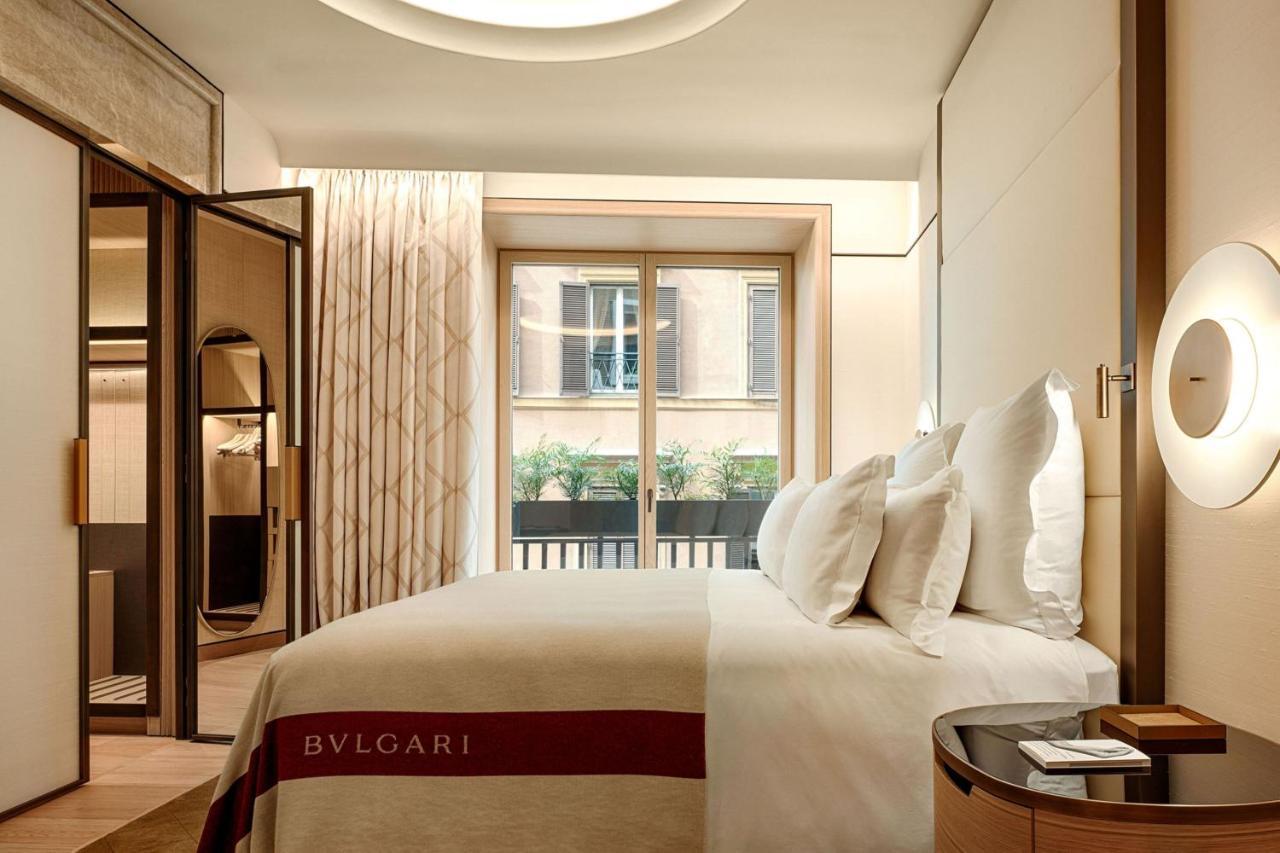 Superior One-Bedroom King Suite with City View