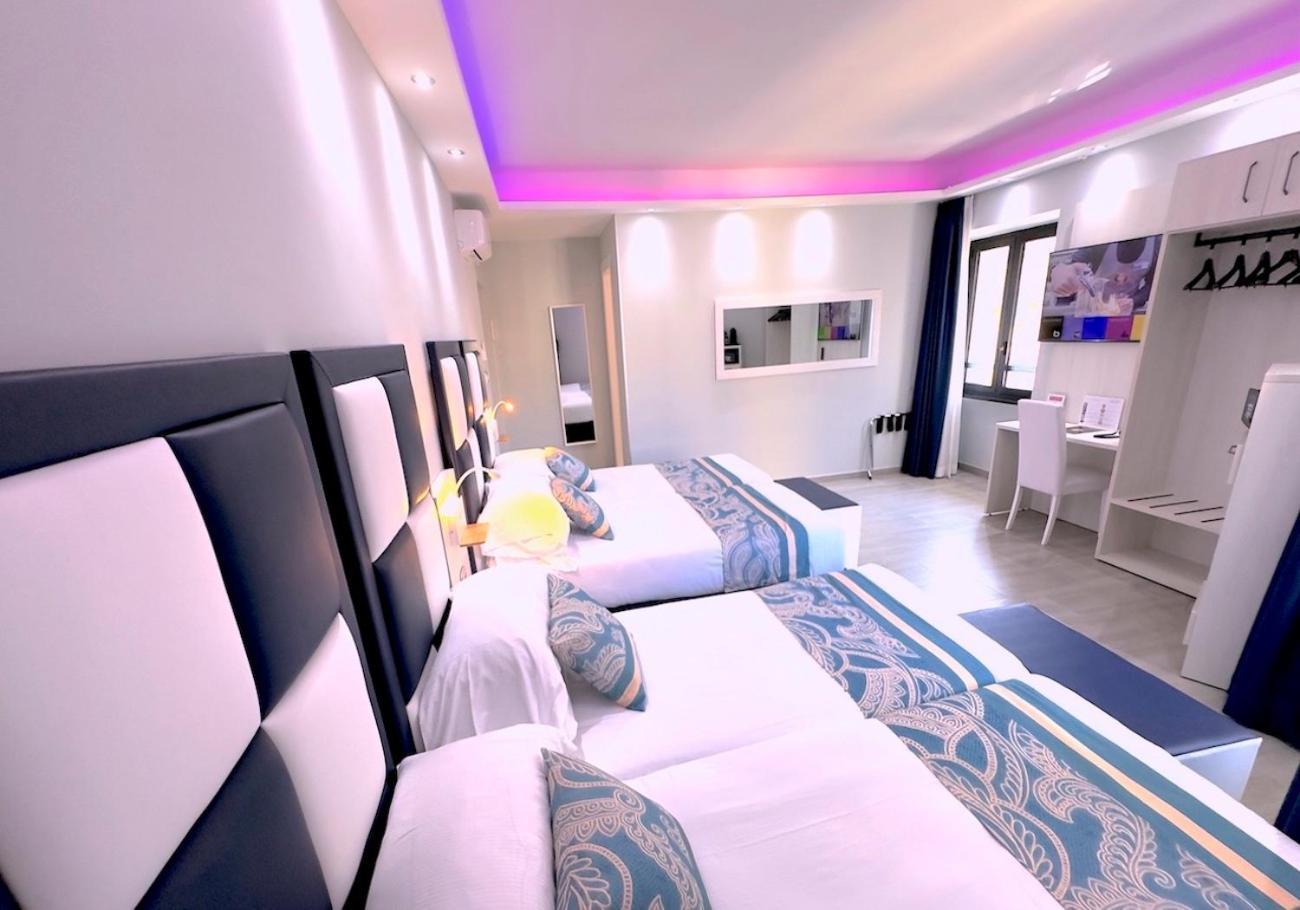 Luxury Quadruple Room,1717150091:JPEG