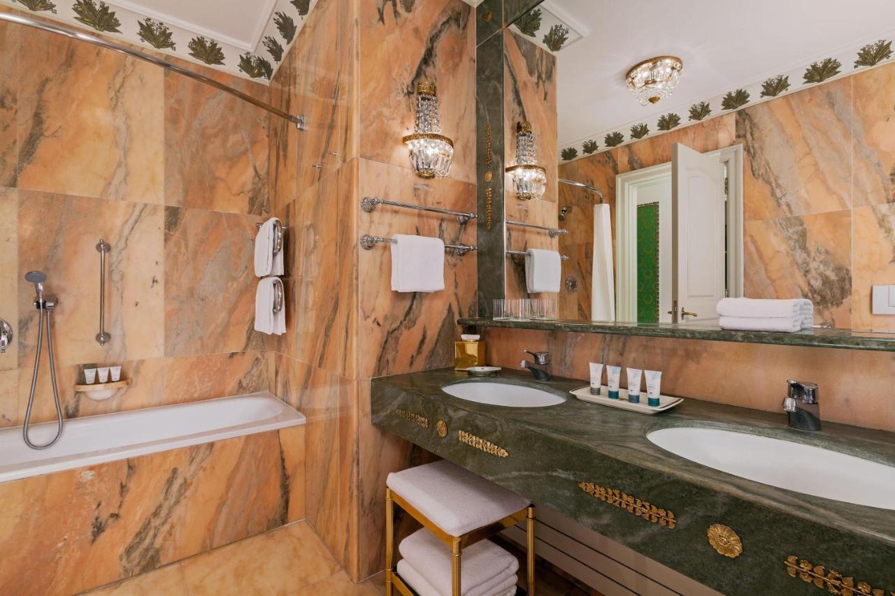 Deluxe Double King, Guest room, 1 King