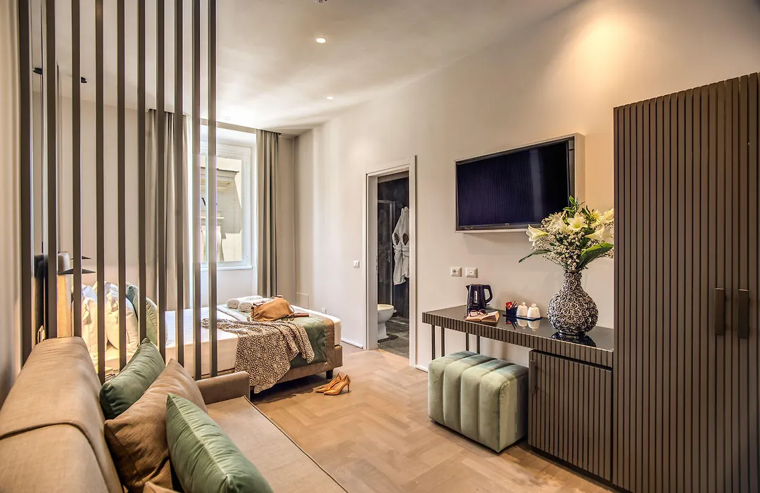 Hotel 77 Seventy-Seven - Maison D'Art Collection-1