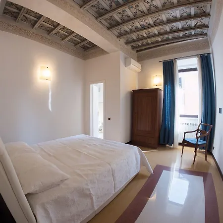 Campo Marzio Charming-3